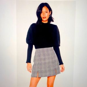 Black puff sleeve knitted ribbed sweater